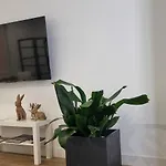 Casa Lux * לאון