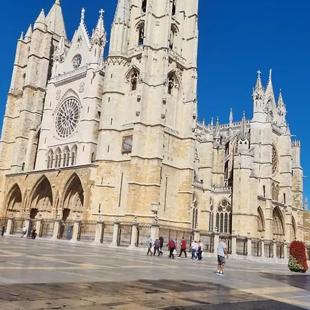 Casa Lux * León